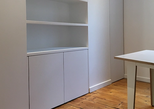 Mobilier de coworking Mobilier de coworking sur mesure, bureau situé à Chambéry en Savoie